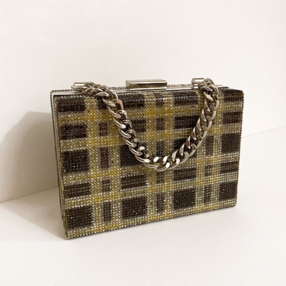 CRYSTALS EMBELLISHED BOX CLUTCH NWT - Picture 4 of 8